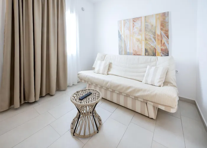 Hotel Orizontes Santorini Pýrgos