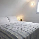 Orizontes Santorini Hotel 4*
