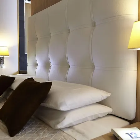 Orizontes Santorini 4* Πύργος