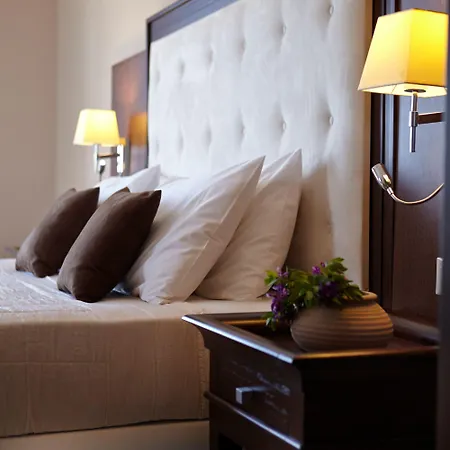 Orizontes Santorini 4* Pýrgos