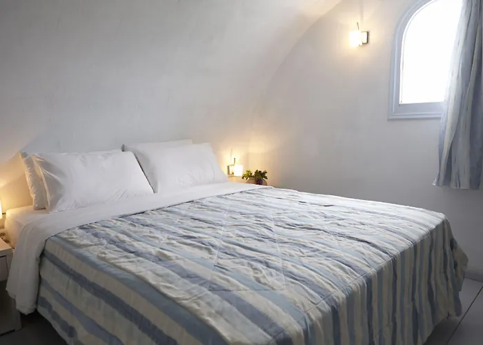 Orizontes Santorini 酒店 4*