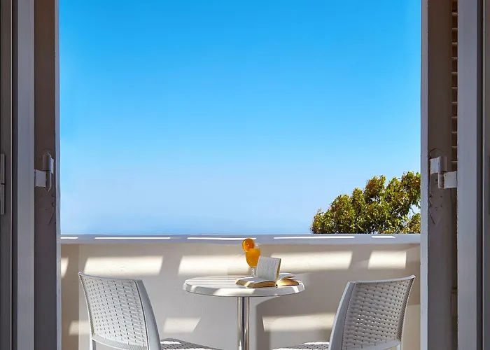 Orizontes Santorini 酒店 4*