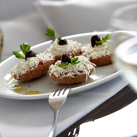 Orizontes Santorini Pýrgos