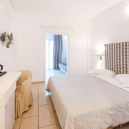 Orizontes Santorini 4* Pýrgos