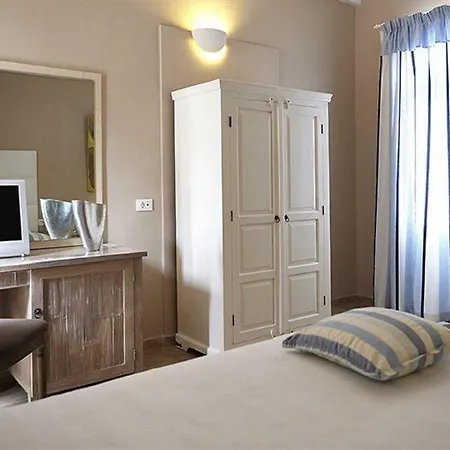 Orizontes Santorini 4* Pyrgos Kallistis