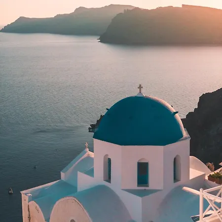Orizontes Santorini Pyrgos Kallistis